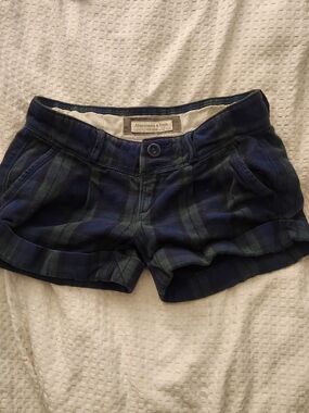 Abercrombie & Fitch Navy and Green Plaid Cotton Shorts